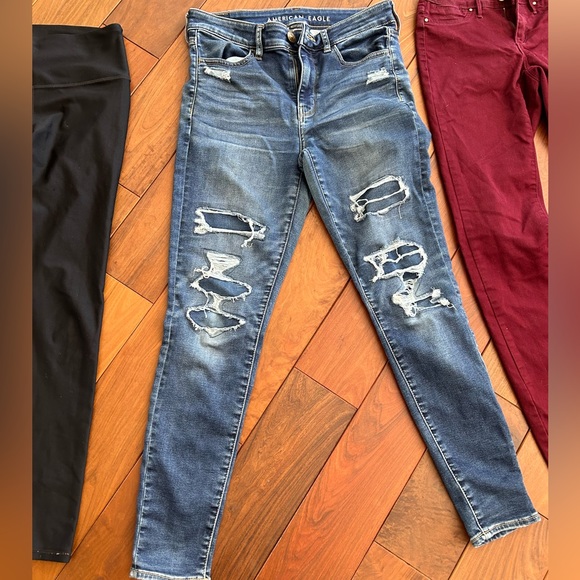 Lots of denim jeans - Picture 3 of 5